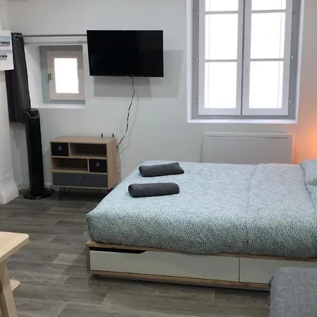 Jolis Au Coeur De Ferrand - Proche Jaude - Wifi Et Netflix Διαμέρισμα