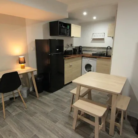 Apartment Jolis Au Coeur De Ferrand - Proche Jaude - Wifi Et Netflix