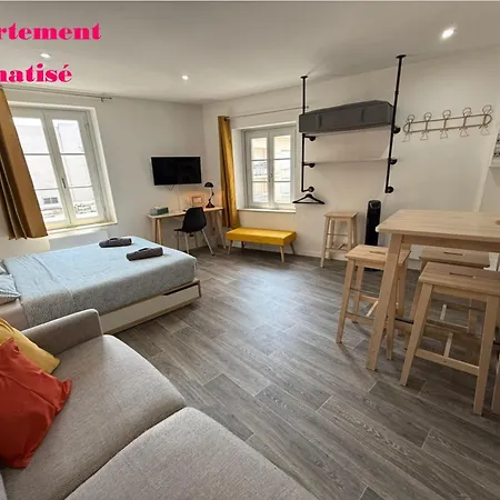 Jolis Au Coeur De Ferrand - Proche Jaude - Wifi Et Netflix Appartement