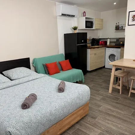 Jolis Au Coeur De Ferrand - Proche Jaude - Wifi Et Netflix Appartement Clermont-Ferrand