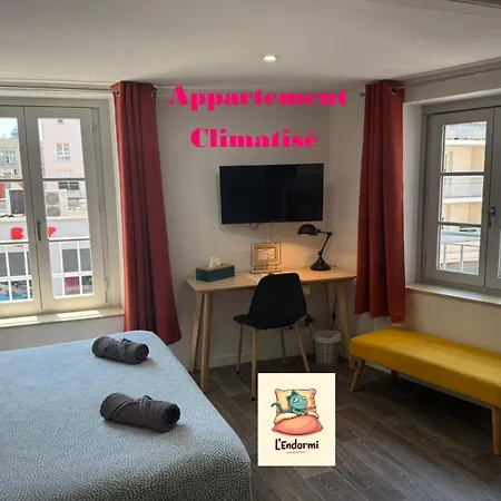 Jolis Au Coeur De Ferrand - Proche Jaude - Wifi Et Netflix Appartement *